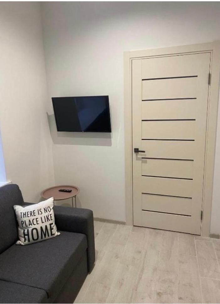 Vip Apartment Ploscha Rynok ลวีฟ ภายนอก รูปภาพ